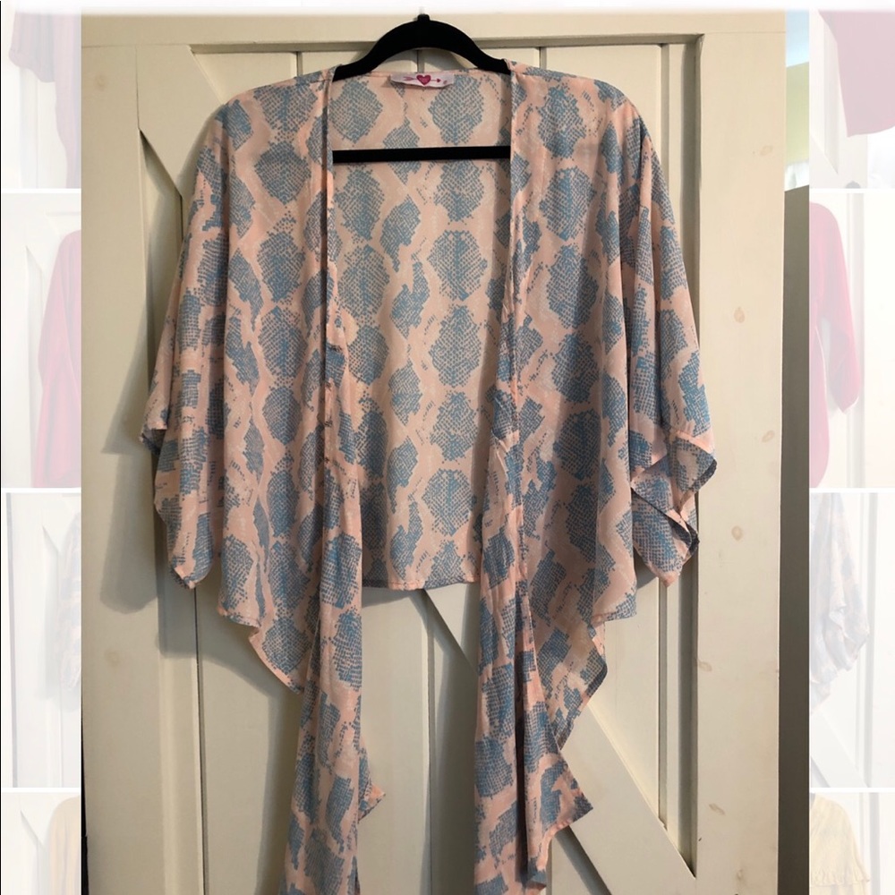 NWOT buddy love size M snakeskin wrap top